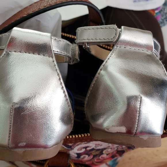 Gymboree Toddler 8 rainbow gladiator sandals - Picture 2 of 4